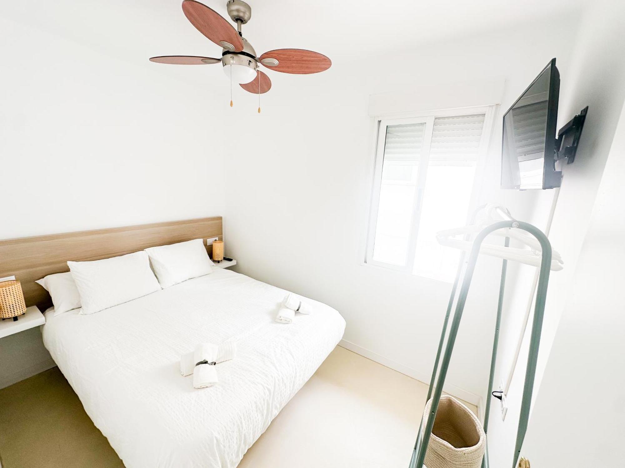 Apartamento Centrico La Merced - Free Parking & Free Gym Малага Экстерьер фото