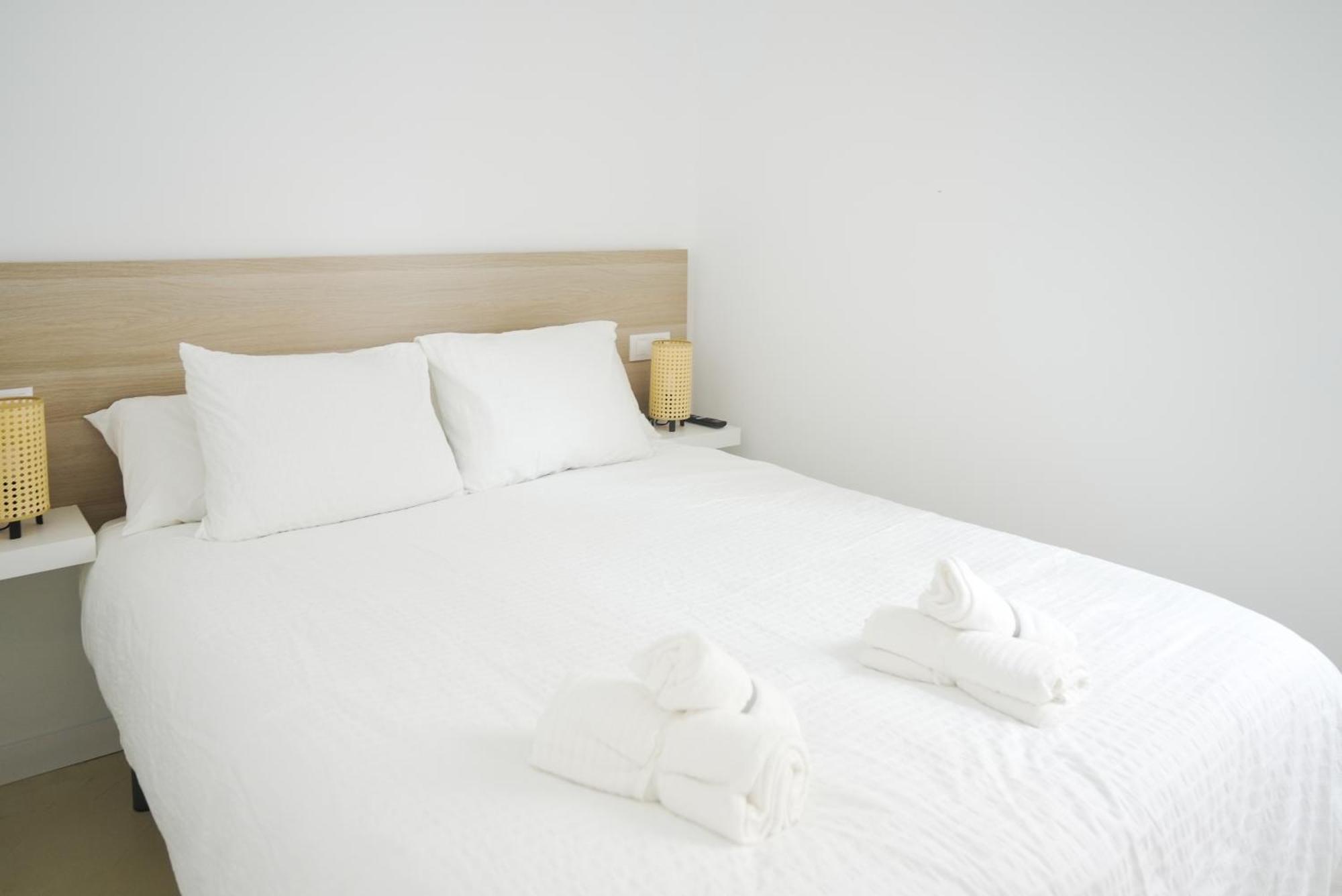 Apartamento Centrico La Merced - Free Parking & Free Gym Малага Экстерьер фото