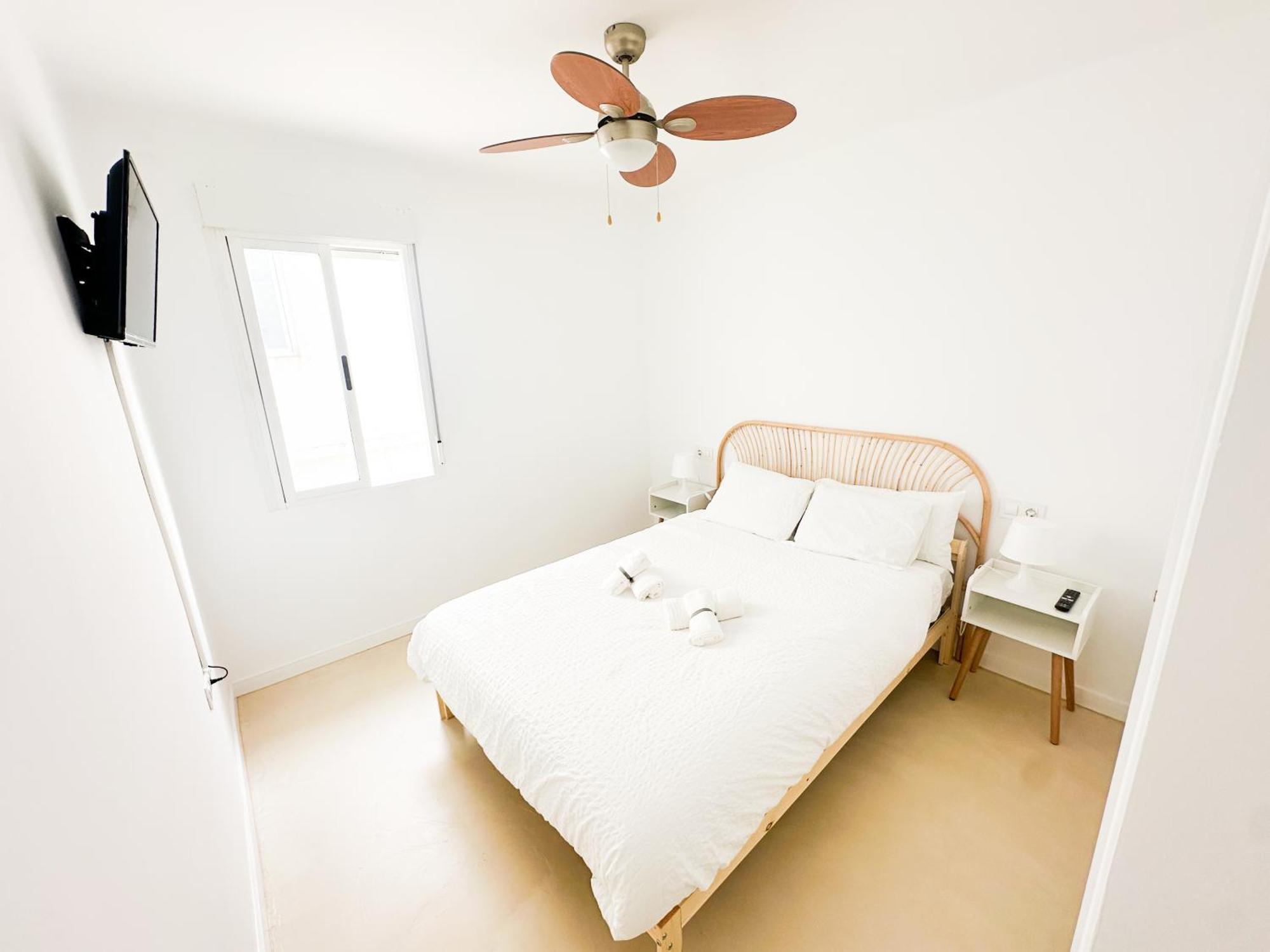 Apartamento Centrico La Merced - Free Parking & Free Gym Малага Экстерьер фото