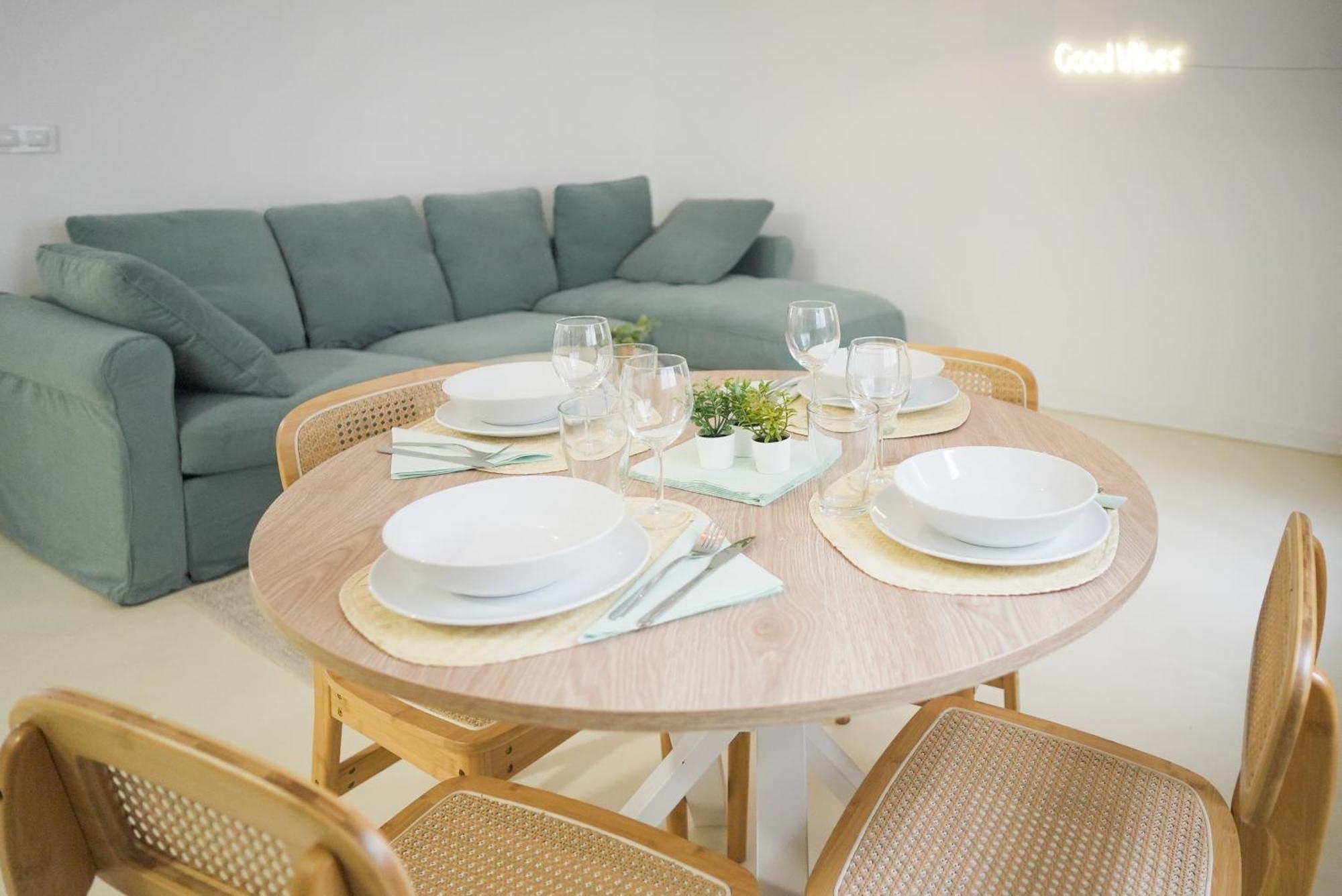 Apartamento Centrico La Merced - Free Parking & Free Gym Малага Экстерьер фото