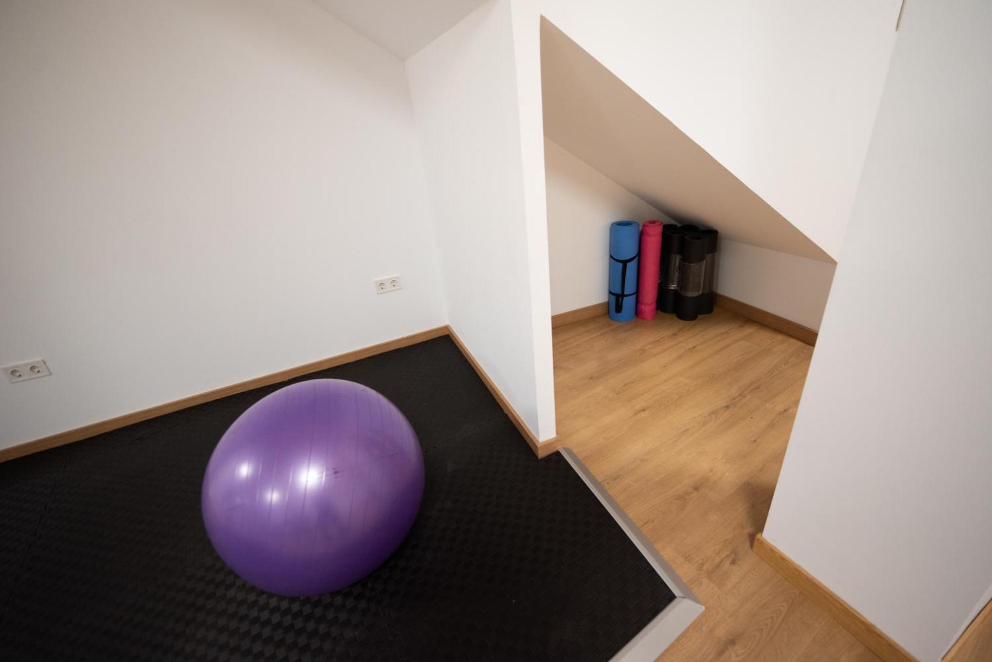 Apartamento Centrico La Merced - Free Parking & Free Gym Малага Экстерьер фото